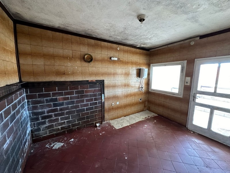 Do remontu: wnętrze.