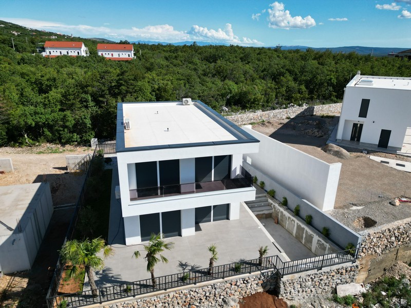 Widok z tyłu domu z widokiem na zatokę Kvarner