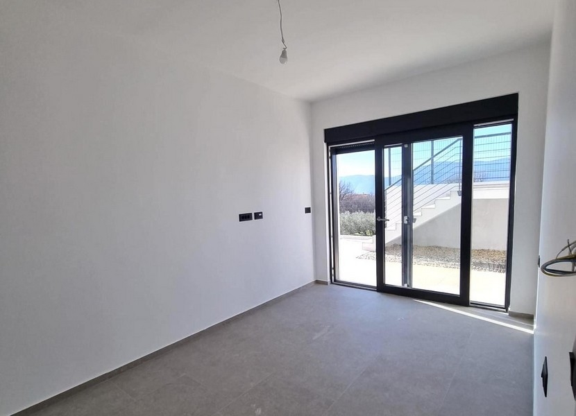 Sypialnia z bezpośrednim wyjściem do ogrodu