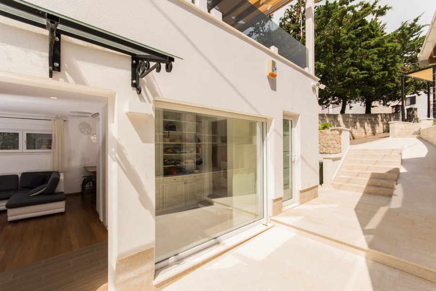 Kup śródziemnomorski dom w Chorwacji - Panorama Scouting H3586.