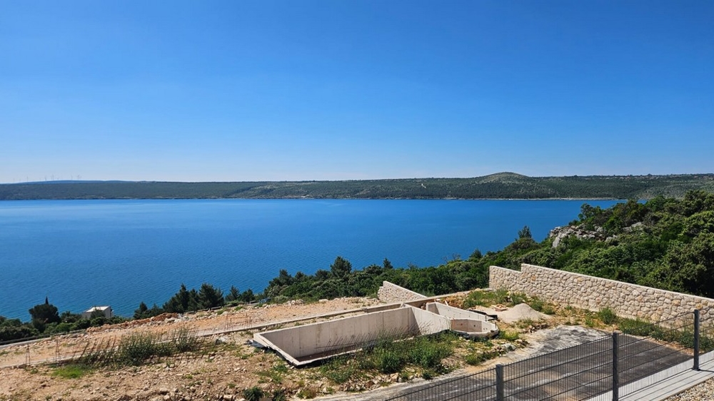 Działka z widokiem na morze