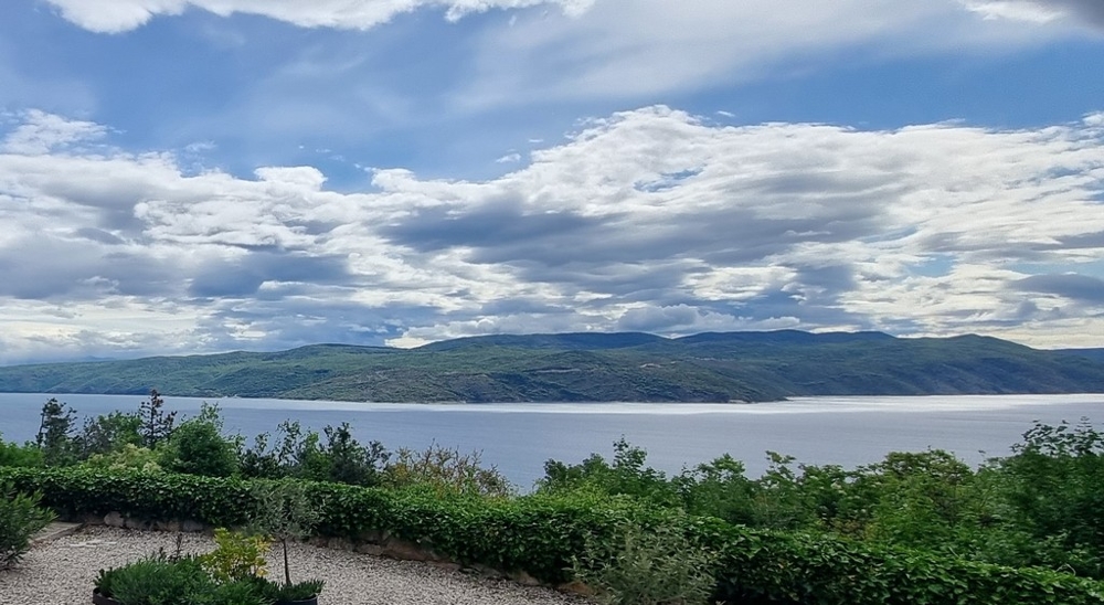 Sprzedam dom z widokiem na morze na Istrii - Panorama Scouting H3590.