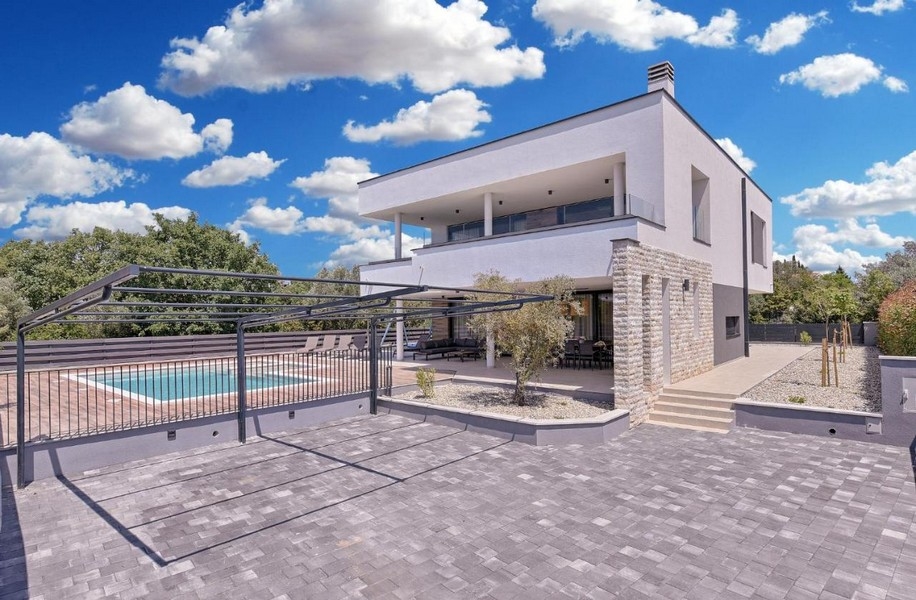 Zewnętrzna część nieruchomości H3595 na Istrii.