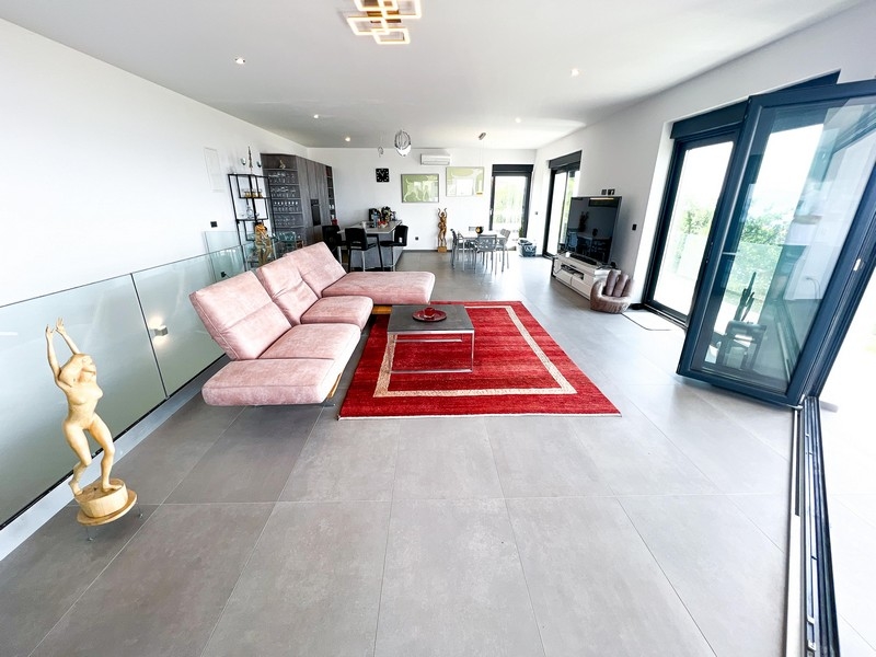 Część dzienna z wyjściem na taras