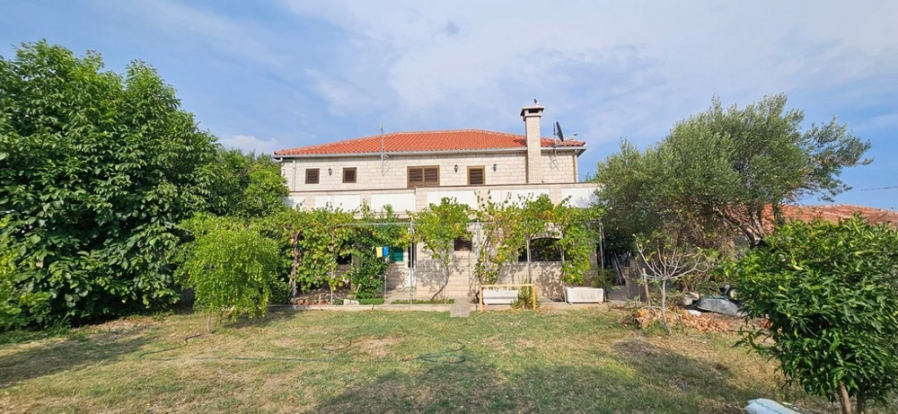 Sprzedam dom z widokiem na morze na Peljesac na sprzedaż - Panorama Scouting H3603.