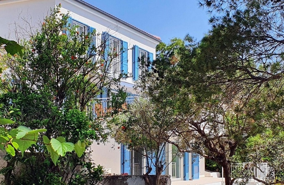 Kup dom na wyspie Korcula w Chorwacji.