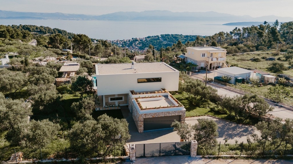 Nowoczesna willa na Solcie z widokiem na morze i dużą działką