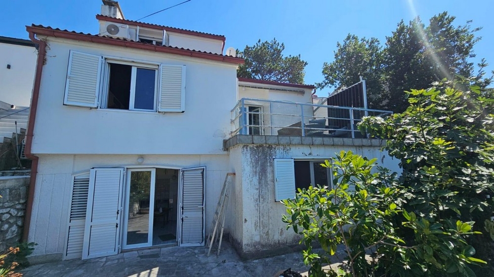 Dom do remontu na sprzedaż w Chorwacji - Panorama Scouting H3658.