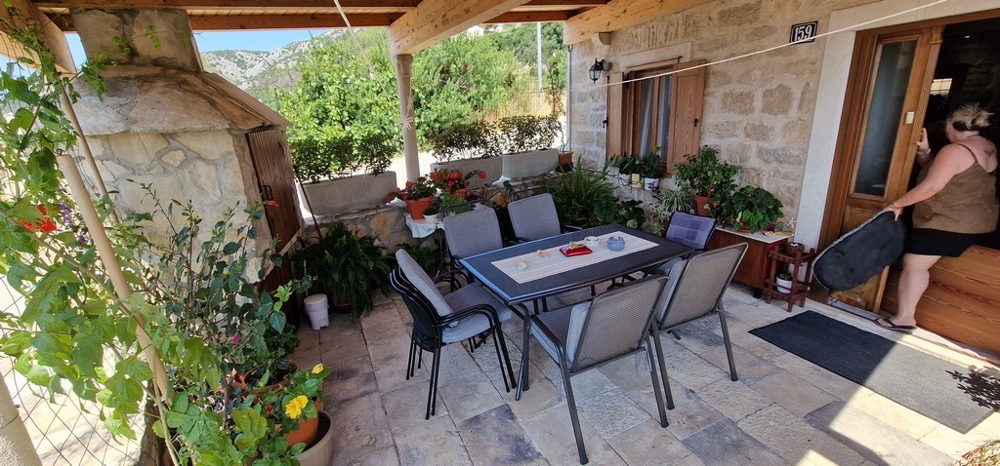 Taras z grillem - nieruchomość H3664.