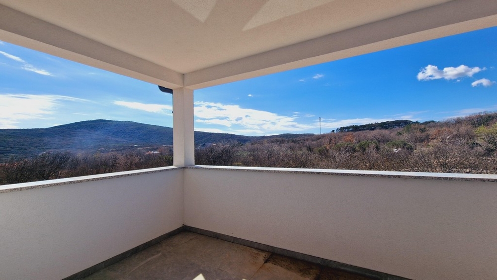 Widok z tarasu na śródziemnomorski krajobraz na Krk - dom H3668