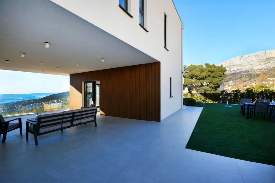 Na sprzedaż luksusowa willa H3682 niedaleko Splitu w Dalmacji - Panorama Scouting.