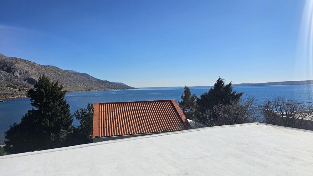 Widok na morze z nieruchomości H3698 w Chorwacji - Panorama Harcerska.