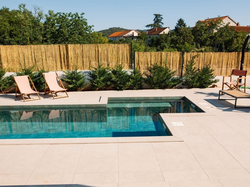 Wille z basenem na sprzedaż w Chorwacji - Panorama Scouting.