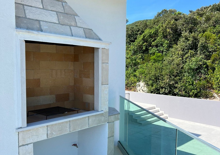 Grill w willi H3727 na Korculi.