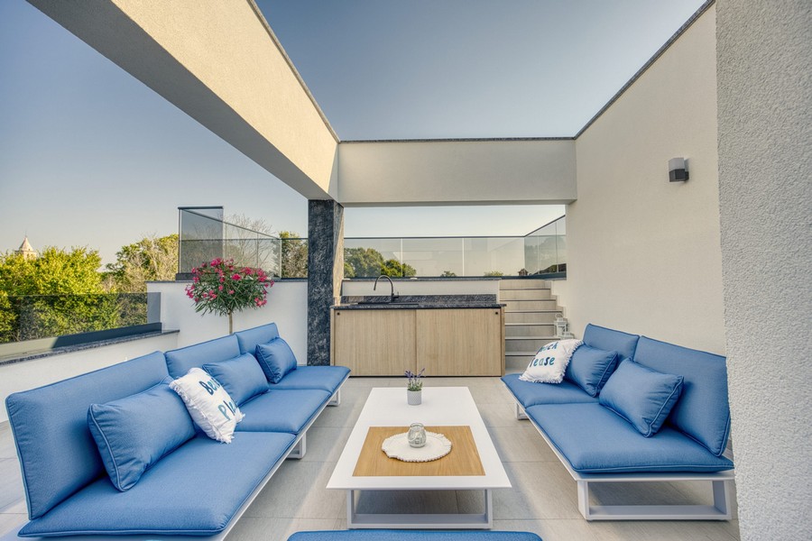 Salon na tarasie na dachu.