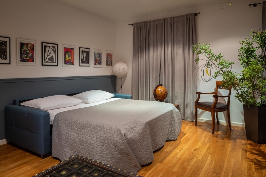 Część sypialna z rozkładaną sofą