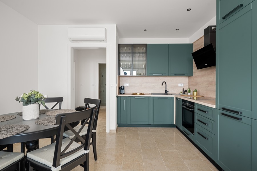 Otwarta kuchnia z jadalnią