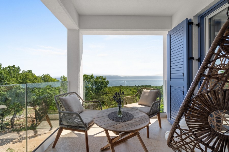 Taras z widokiem na morze