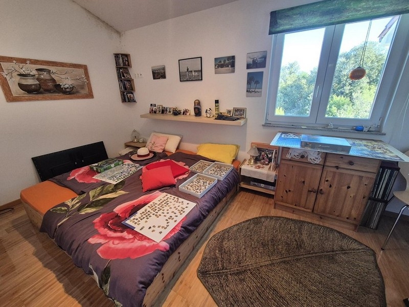 Sypialnia w domu bliźniaczym H3805 w Dalmacji