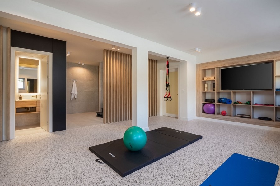 Siłownia w piwnicy willi