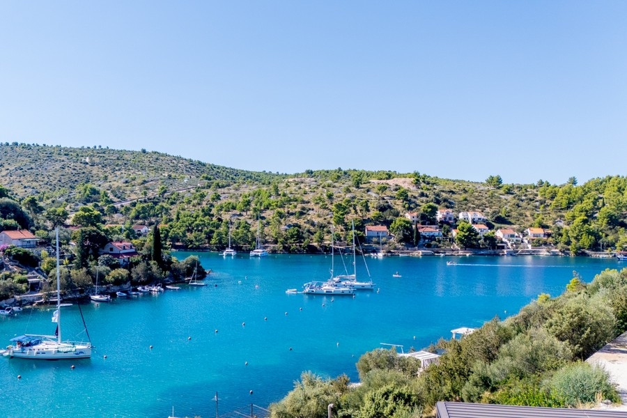 Sprzedam dom na wyspie Brac - H3830.