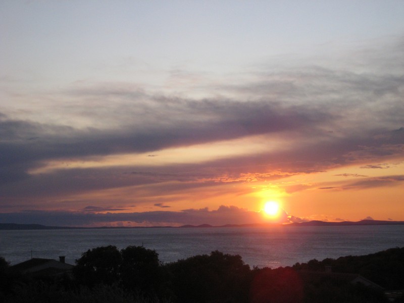 Zachód słońca nad Morzem Adriatyckim na Pagu