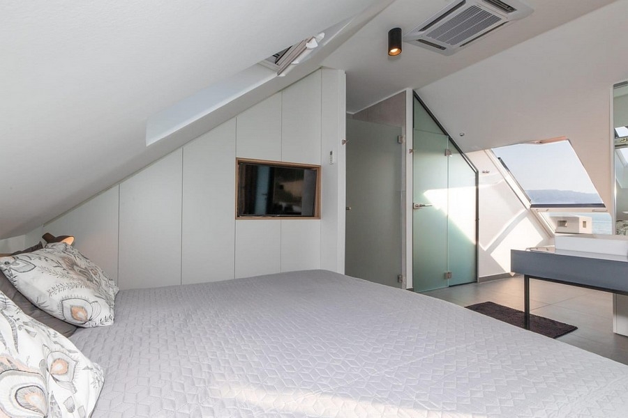 Mieszkanie dwupoziomowe na ostatnim piętrze