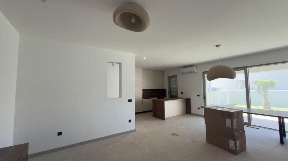 Część dzienna z widokiem na kuchnię