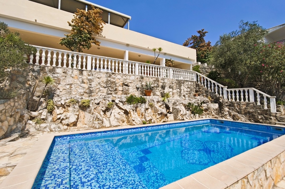 Oferta basenu H3910.