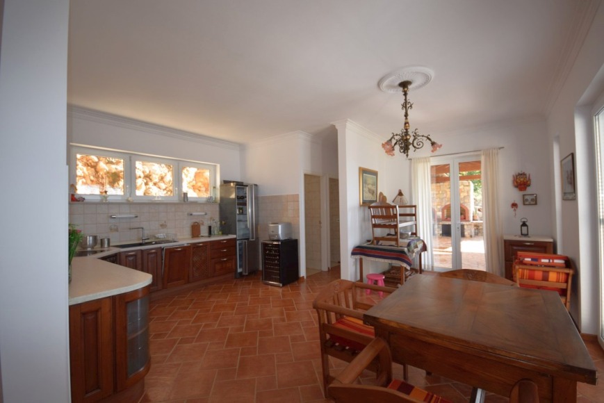 Wysokiej jakości i eleganckie wyposażenie wnętrz.