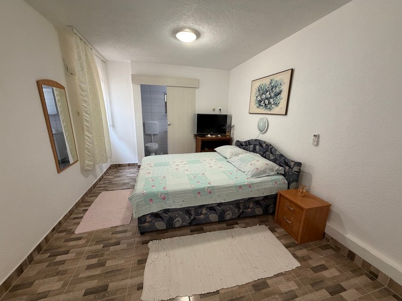 Apartament typu studio z podwójnym łóżkiem i łazienką
