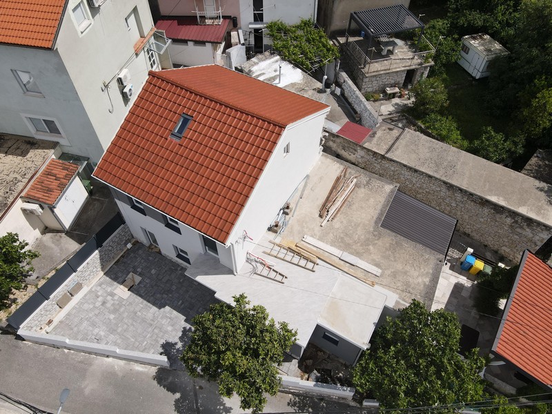 Widok z lotu ptaka na dom
