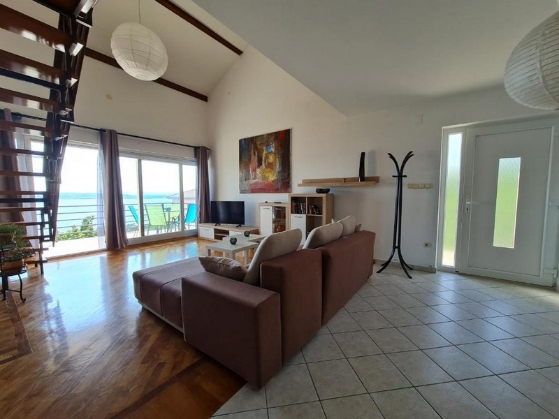 Powierzchnia mieszkalna w jednym z apartamentów w Crikvenicy