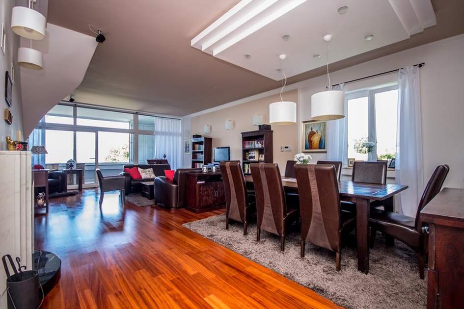 Nowoczesne wyposażenie i wysokiej jakości umeblowanie