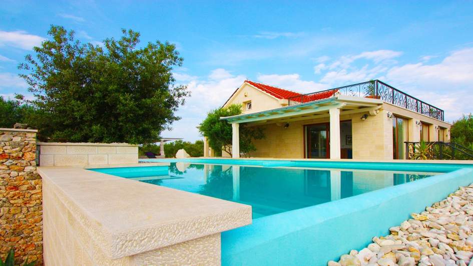 Sprzedam willę w Chorwacji na wyspie Brac - Panorama Harcerska.