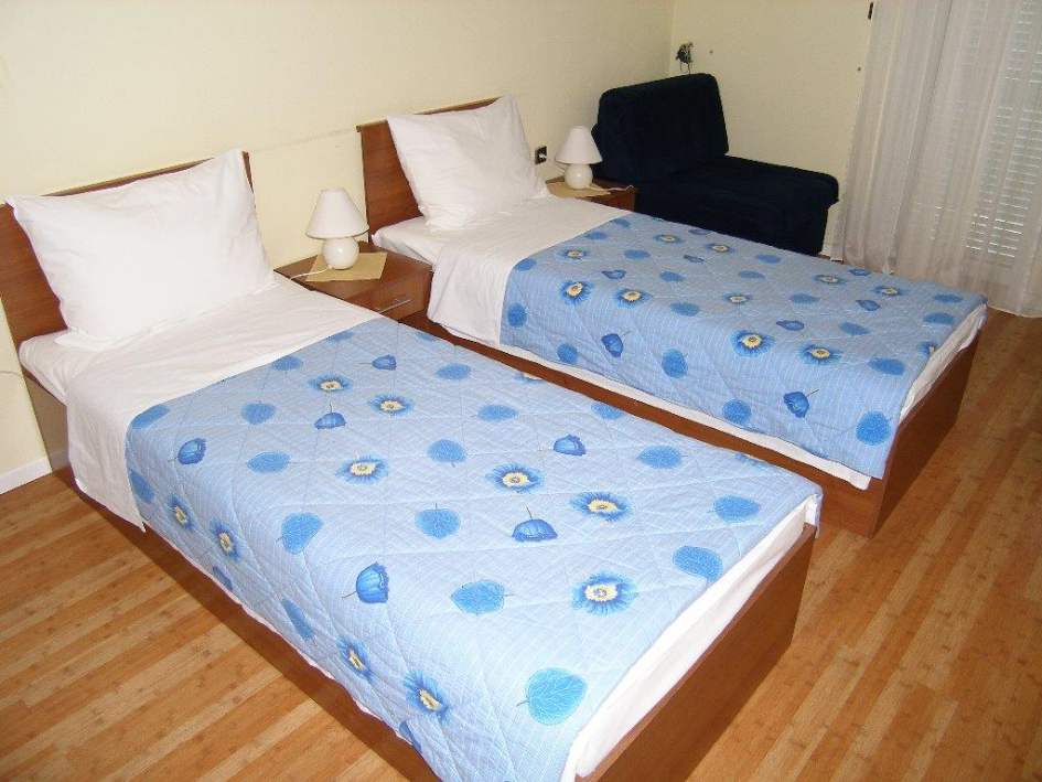 Kolejny przykład 16 pokoi