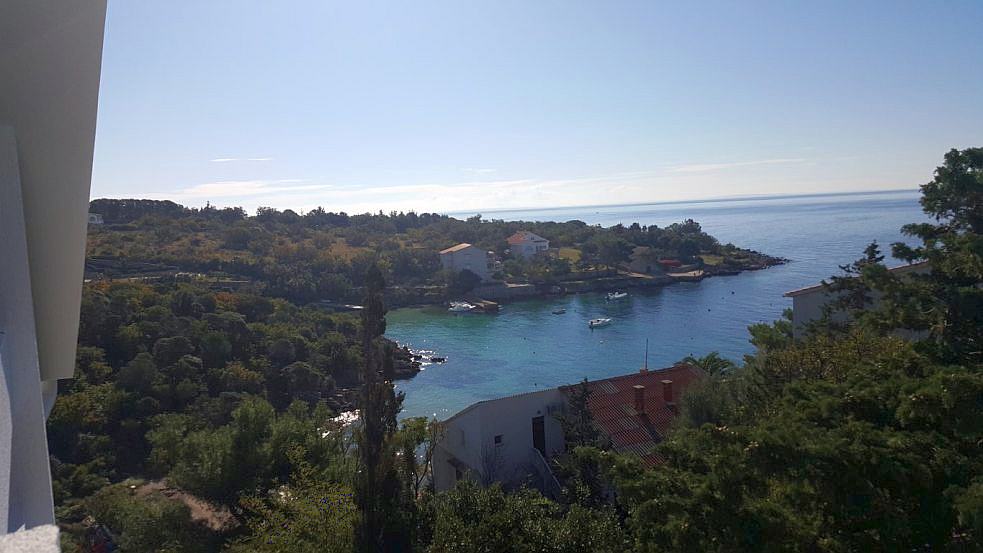 widok na morze z willi apartamentowej na sprzedaż na Pag. Nieruchomości nad morzem - Panorama Harcerska