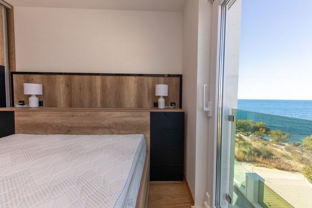 Widok z tarasu Willi H742 niedaleko Rogoznicy.