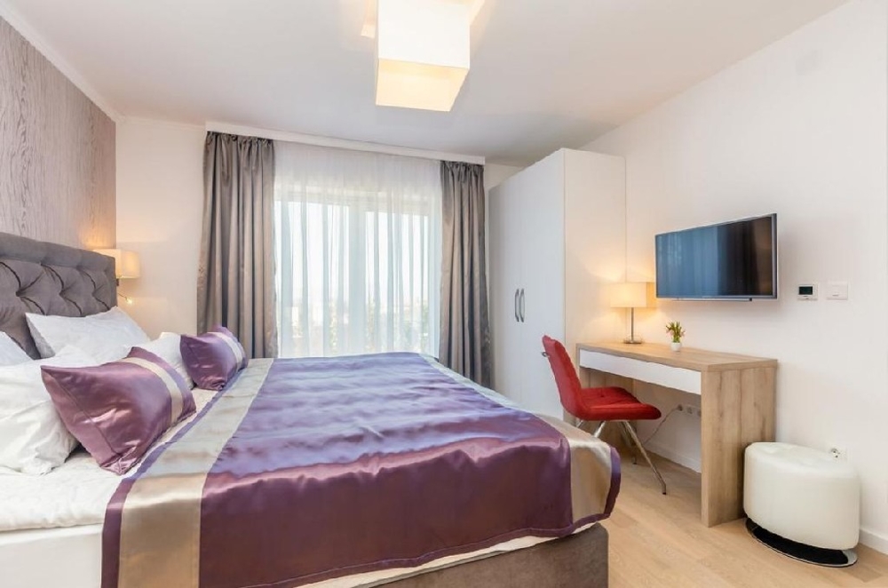 Sprzedam nowoczesny kamienny dom z basenem na wyspie Krk - Panorama Harcerska.