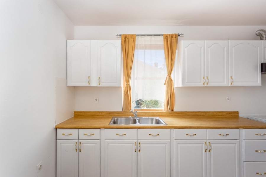 Jeszcze jedno spojrzenie na sypialnię posiadłości.