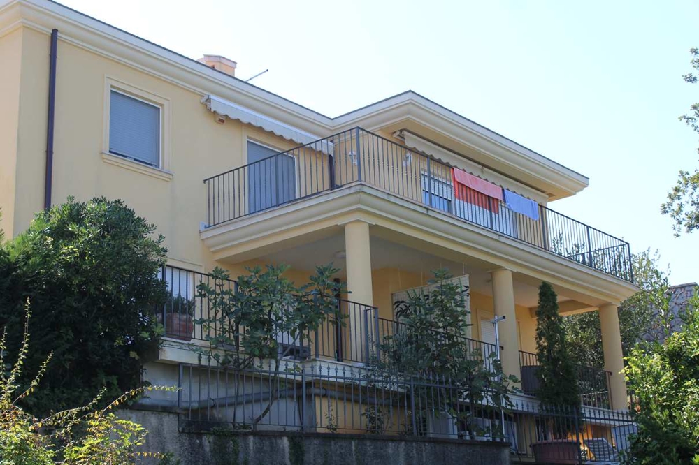 Kup śródziemnomorskie wille w Chorwacji.